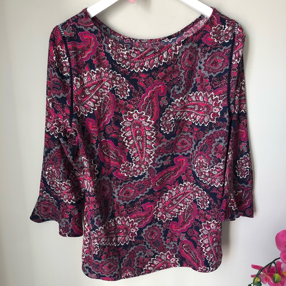 Talbots Pink Paisley Print Perforated Shoulder 3/4 Bell Sleeve Blouse Medium - Picture 2 of 6